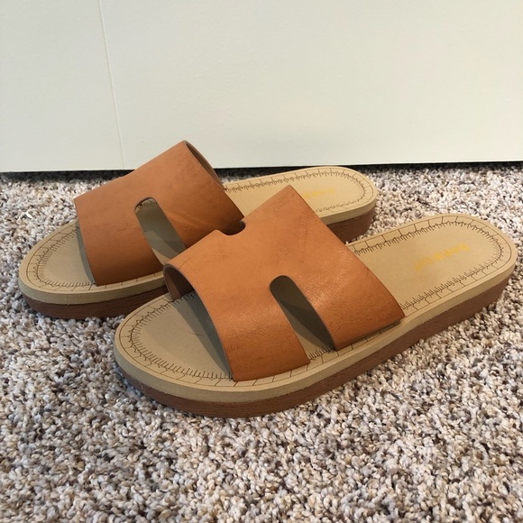 Slip on sandals! Never worn! - Picture 2 of 2